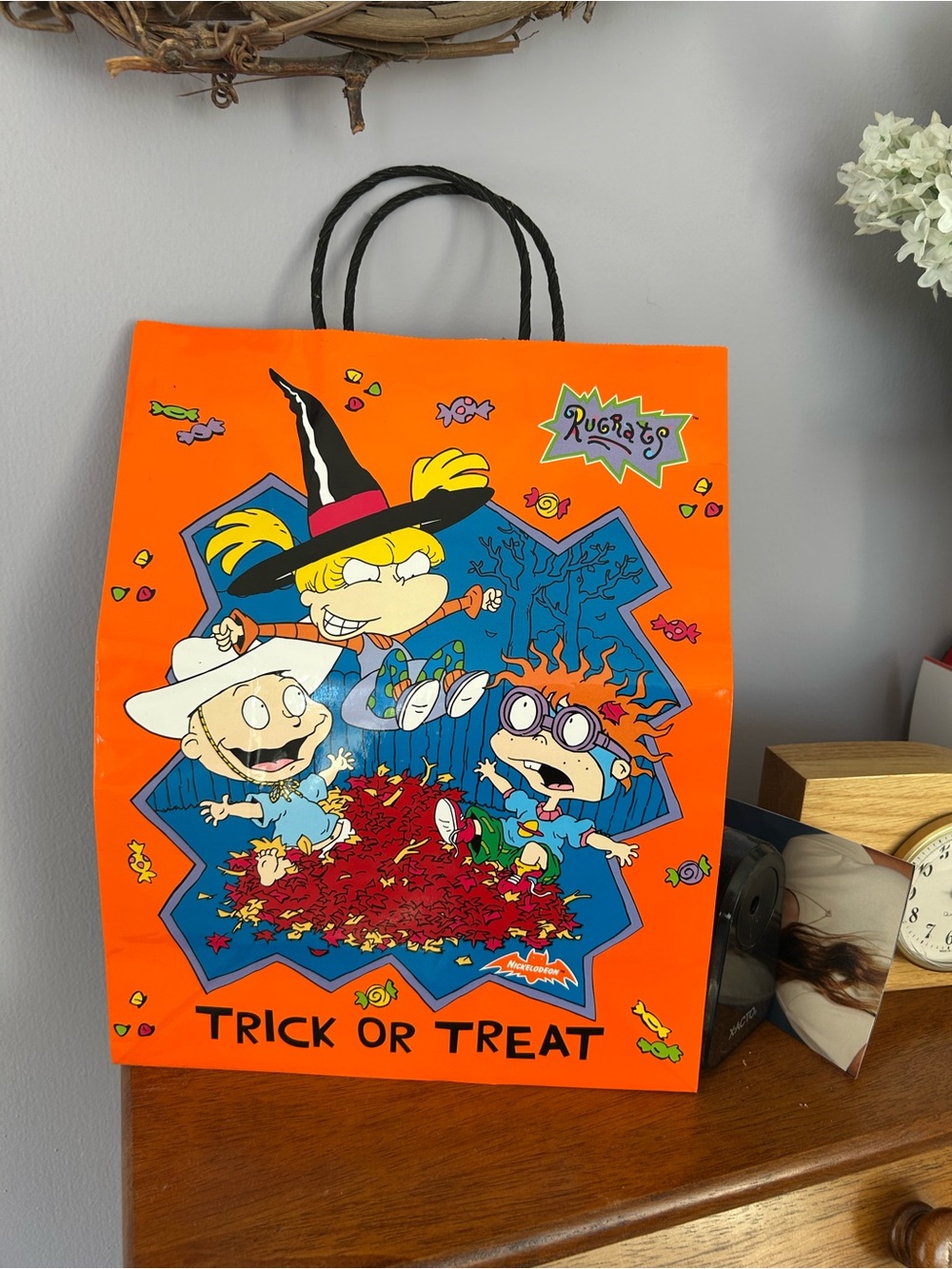 Vintage Nickelodeon rugrats Halloween paper gift bag